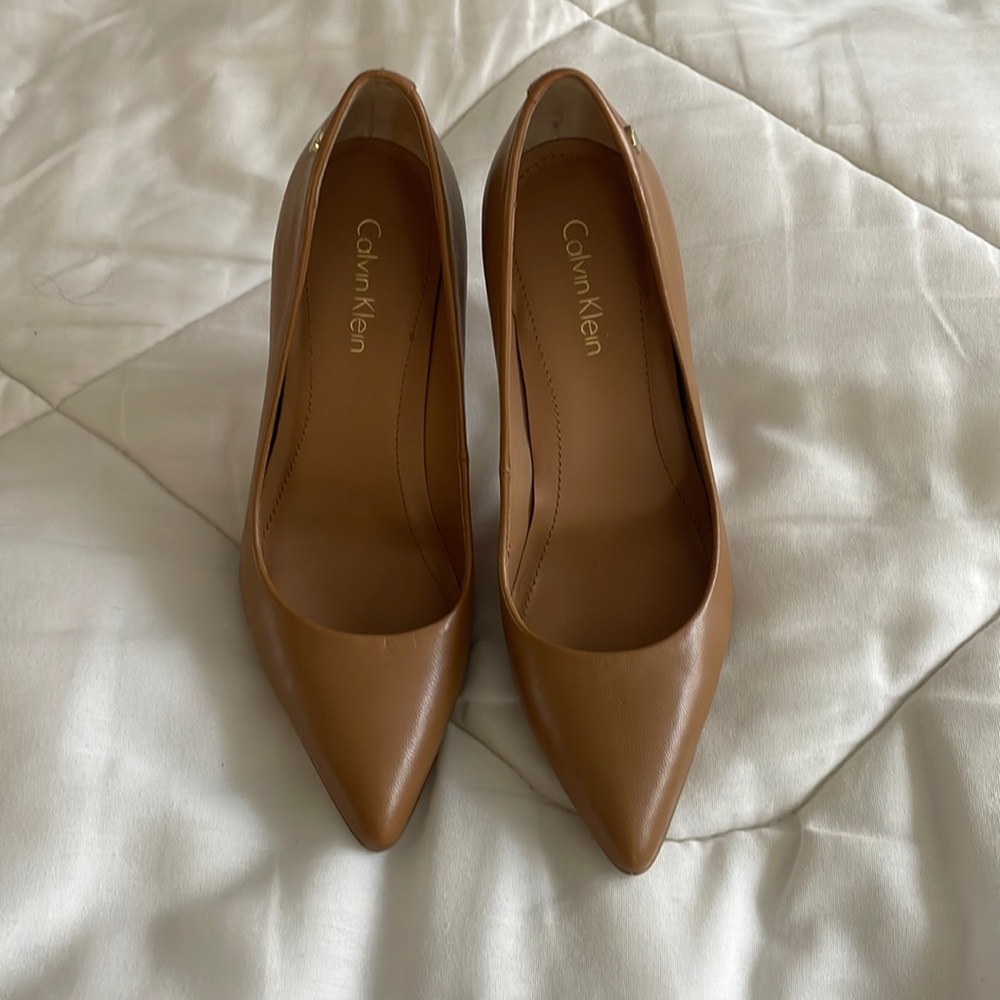 Calvin Klein heels pumps